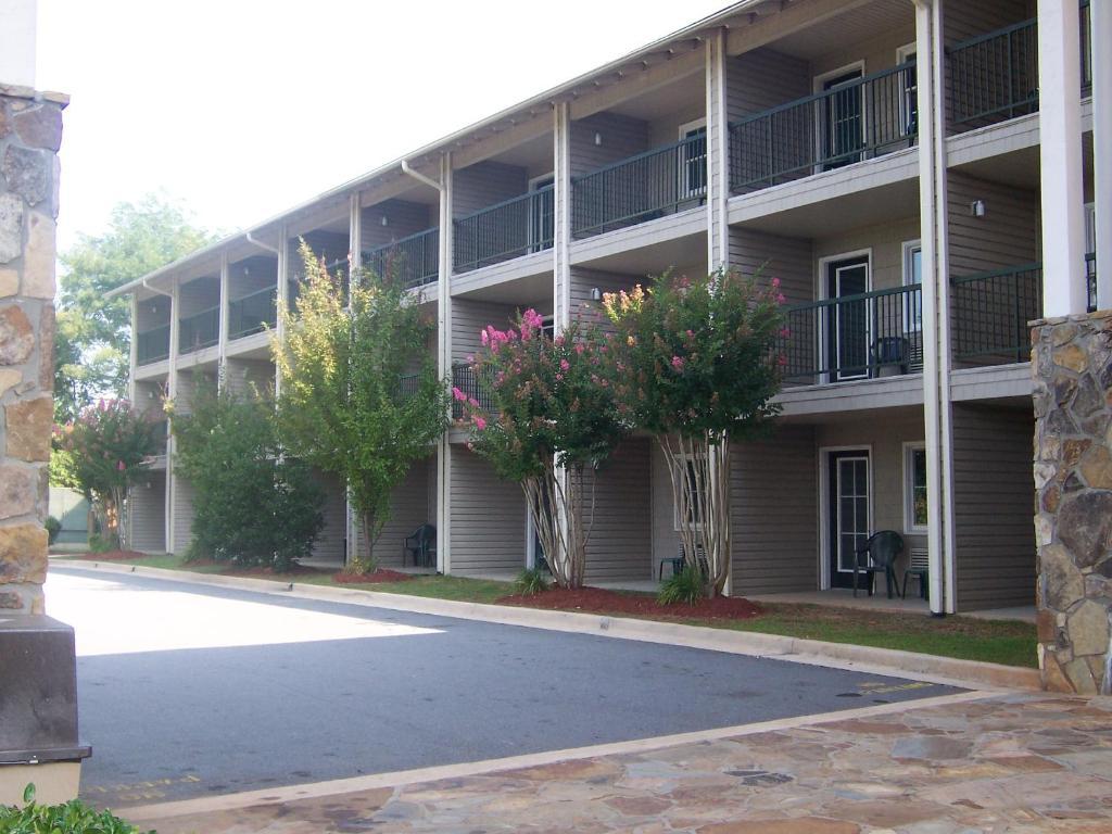 Lake Chatuge Lodge Hiawassee Eksteriør bilde